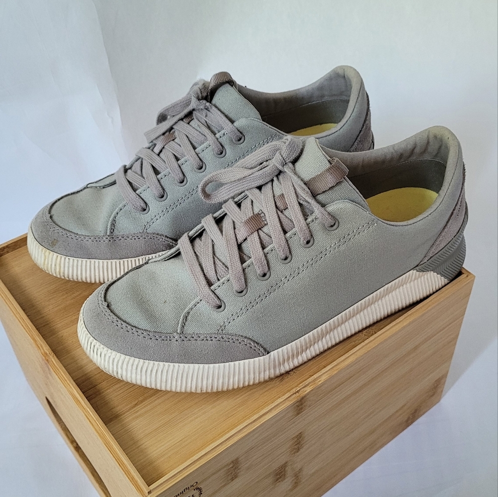 Sorel Women's Gray Sneakers with Suede Upper